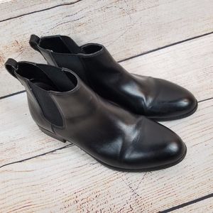 Franco Sarto | Black Chelsea Ankle Boot 8M